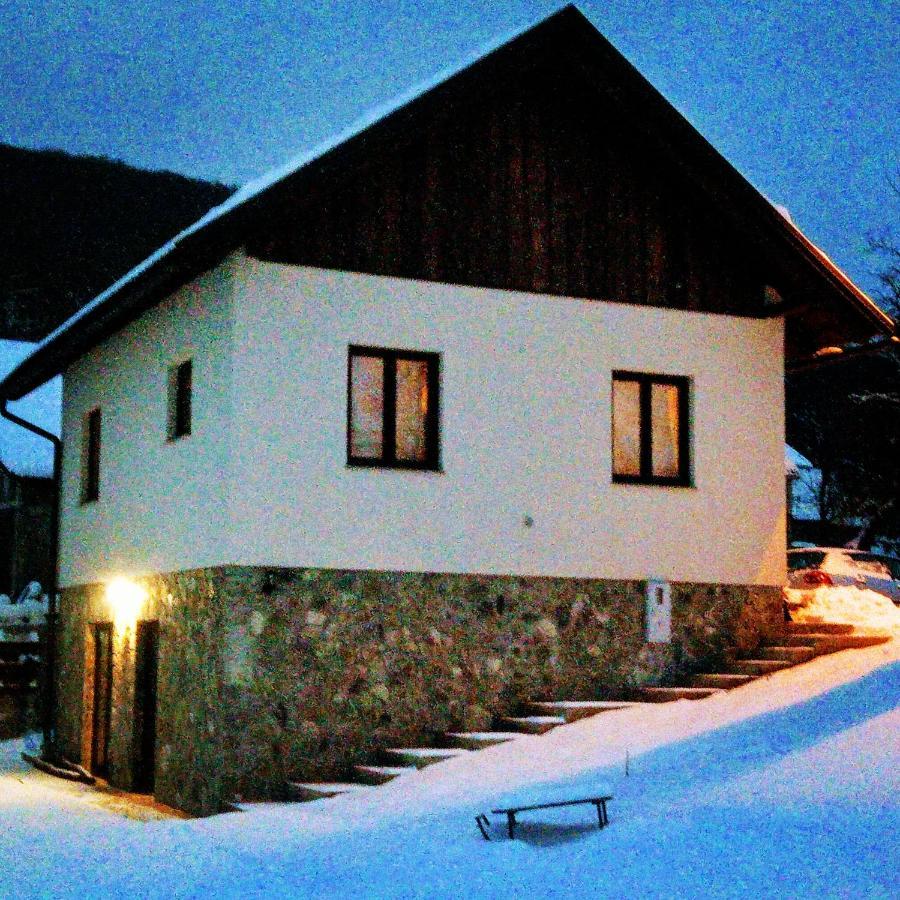 فيلا House S&D Otočac المظهر الخارجي الصورة