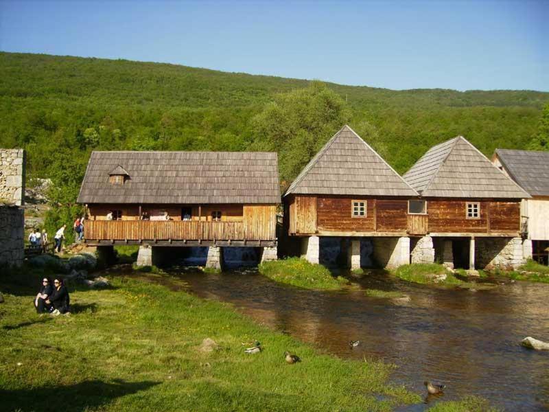 فيلا House S&D Otočac المظهر الخارجي الصورة